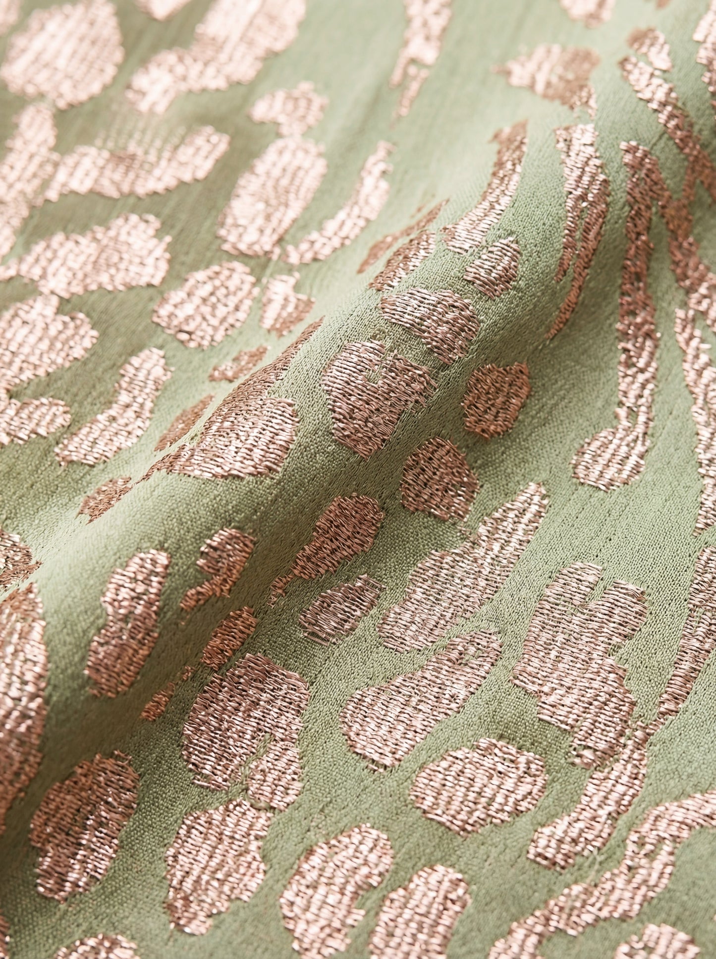 Sophie - Elegant Fluid Midi Dress