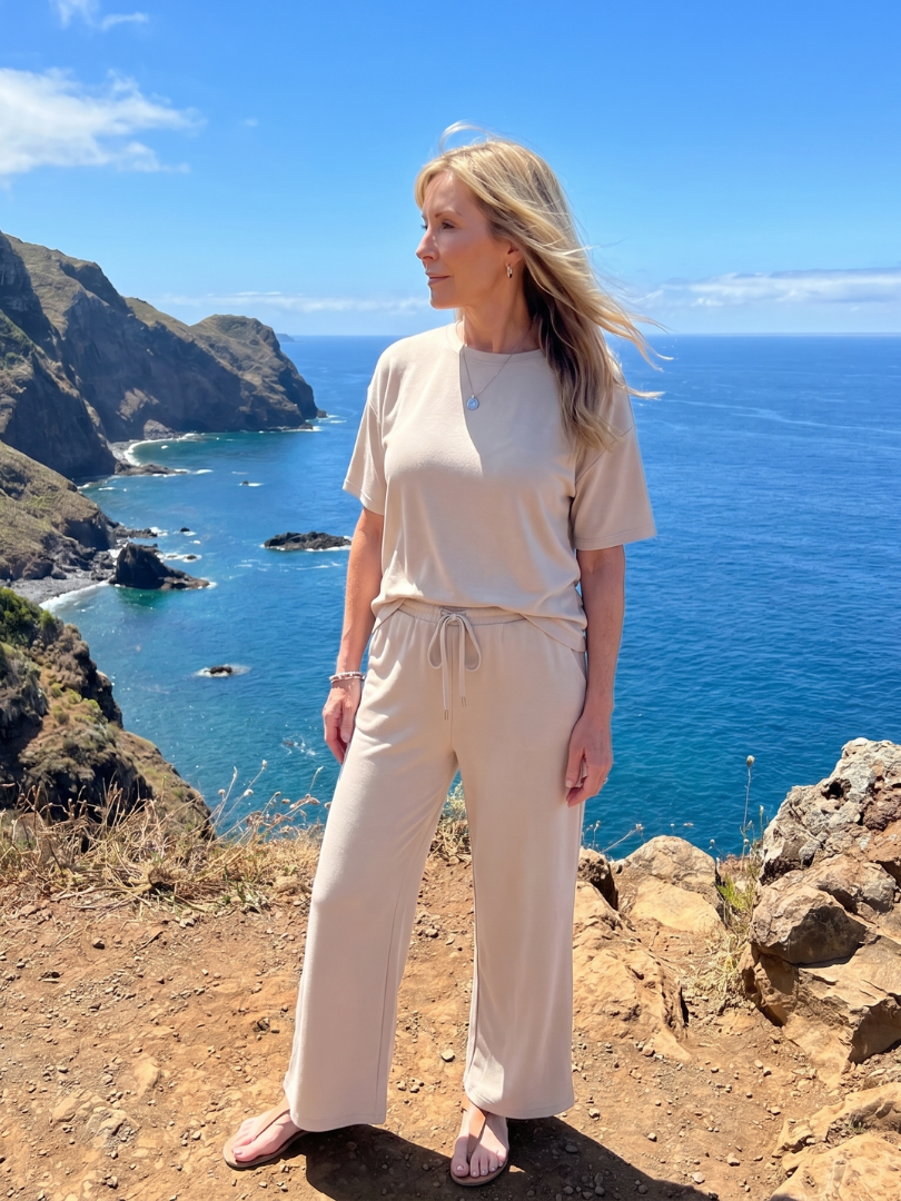Wihel - Lightweight Short Sleeve Drawstring Waist And Straight Leg Pants Set