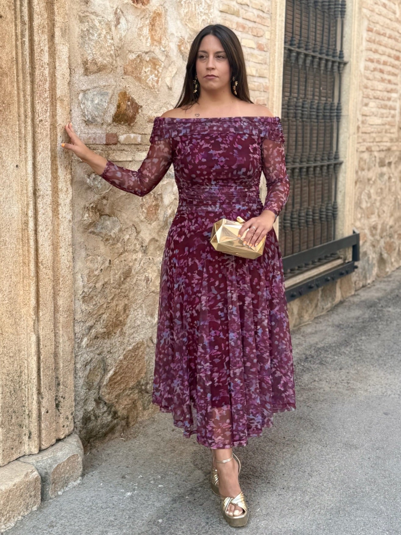 Vera - Elegant Midi Dress